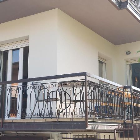 La Forgia Apartment Peschiera del Garda Luaran gambar