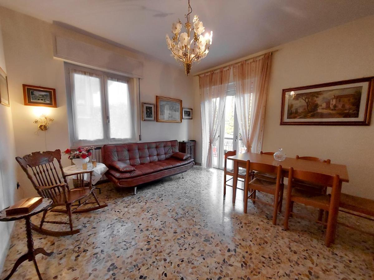 La Forgia Apartment Peschiera del Garda Luaran gambar