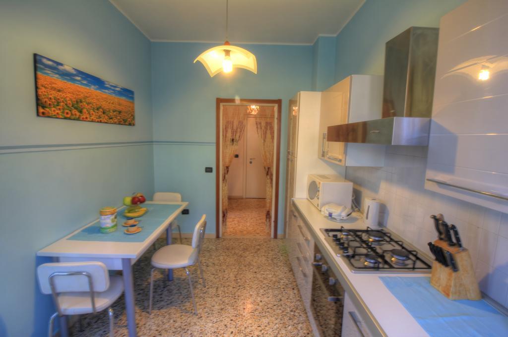 La Forgia Apartment Peschiera del Garda Luaran gambar