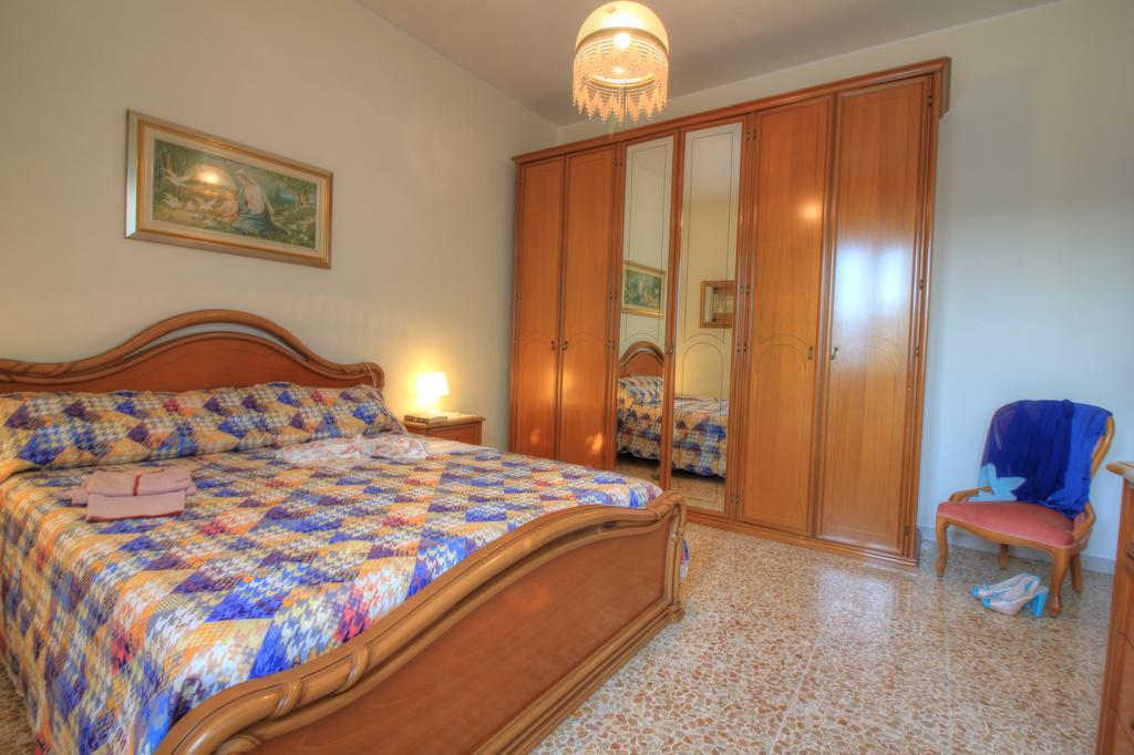La Forgia Apartment Peschiera del Garda Luaran gambar