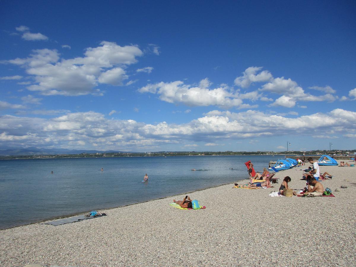 La Forgia Apartment Peschiera del Garda Luaran gambar