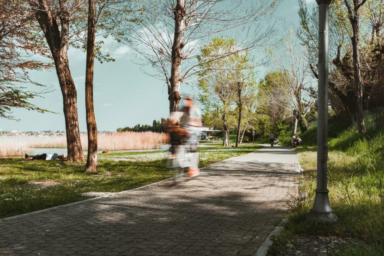 La Forgia Apartment Peschiera del Garda Luaran gambar